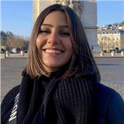 Profesora de yoga imparte clases particulares adaptadas a todo tipo de niveles